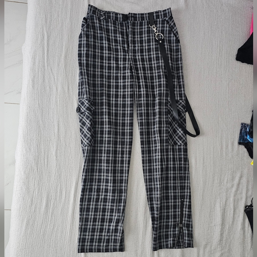 Plaid Cargos